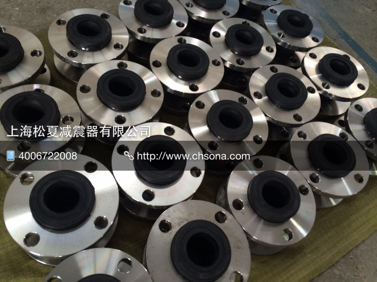 成都通用時代項目消費管道用松夏橡膠接頭 成都通用時代項目消費管道用松夏橡膠接頭發(fā)貨圖片2